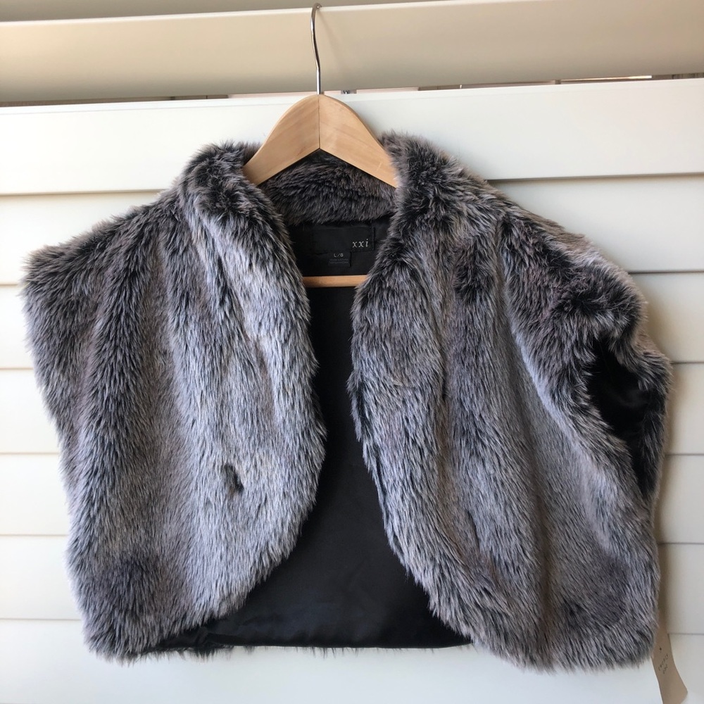 Large new charcoal fur outerwear vest